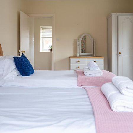Jubilee Cottage Rusland Экстерьер фото
