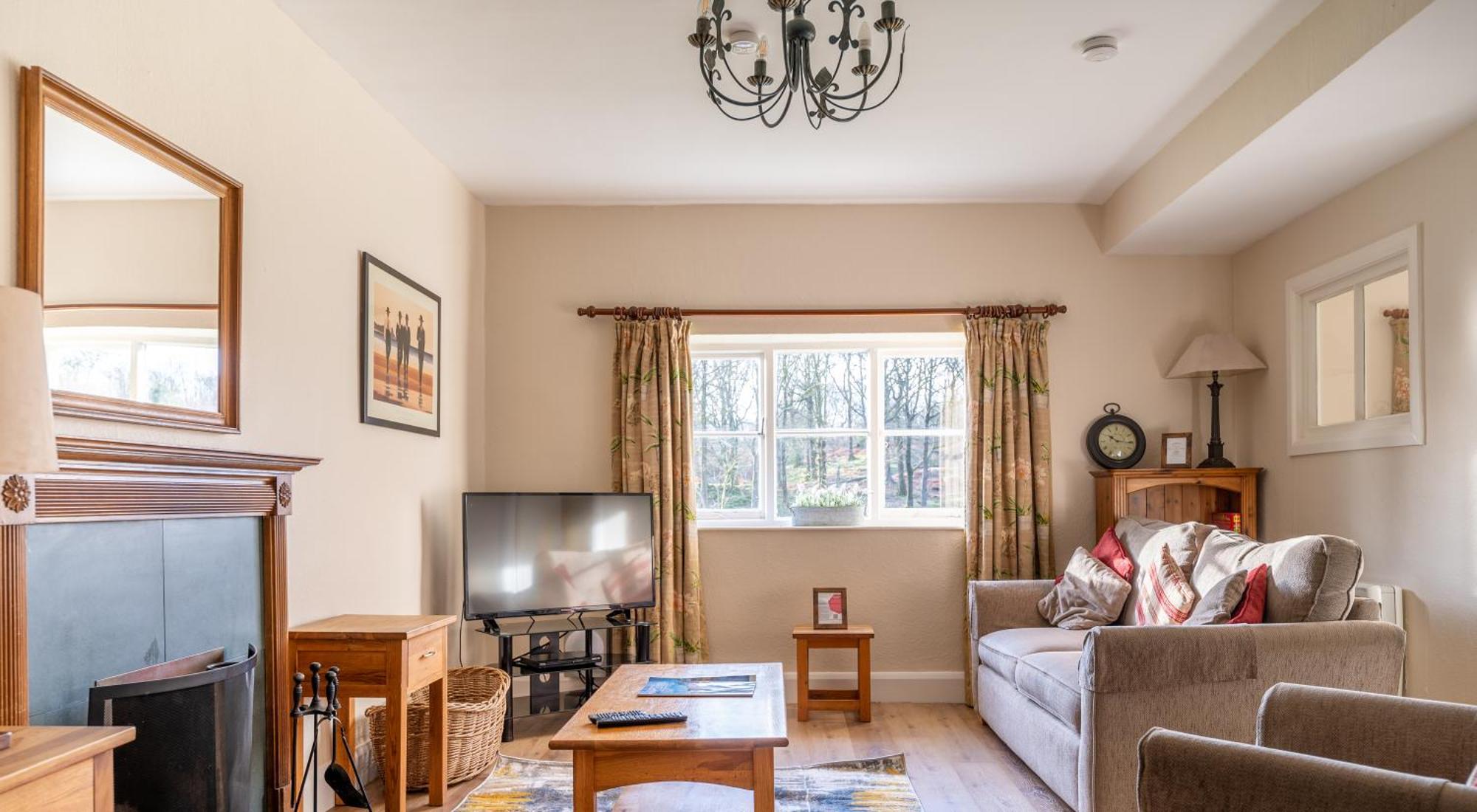 Jubilee Cottage Rusland Экстерьер фото